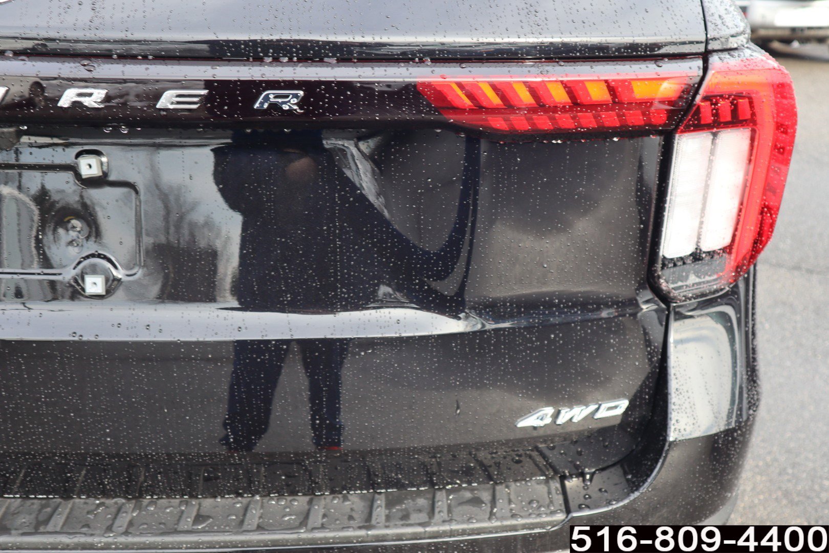 Used 2025 Ford Explorer Active image 29