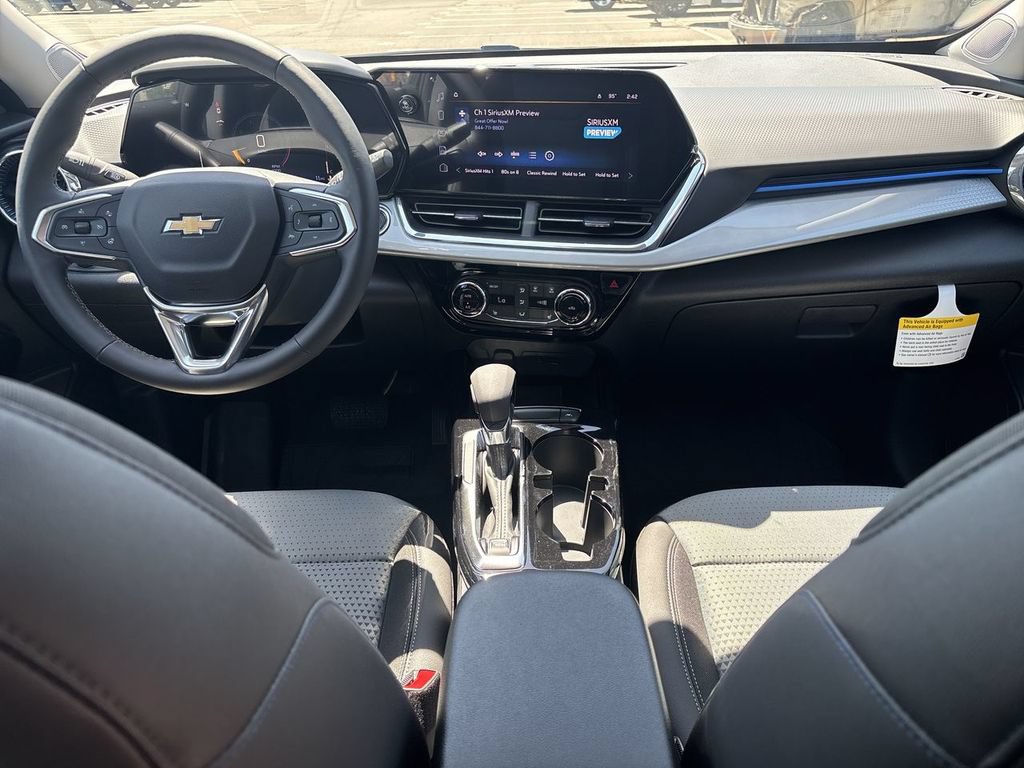 New 2026 Chevrolet Trax LT w/ Driver Confidence Package FWD image 19