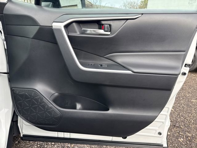 Used 2024 Toyota RAV4 XLE image 24