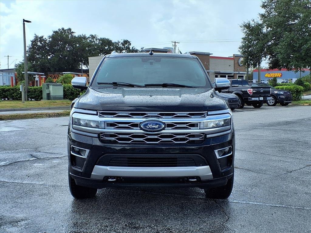 Used 2022 Ford Expedition Max Platinum image 2