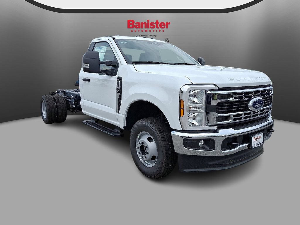 New 2025 Ford F350 XLT AWD/4WD image 2
