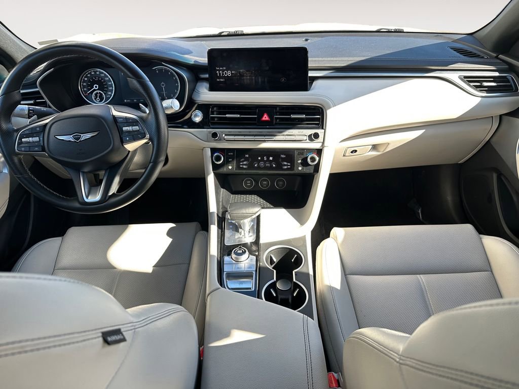 Used 2024 Genesis G70 2.5T image 10