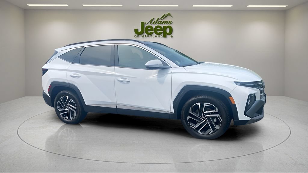 Used 2025 Hyundai Tucson Limited AWD/4WD image 11