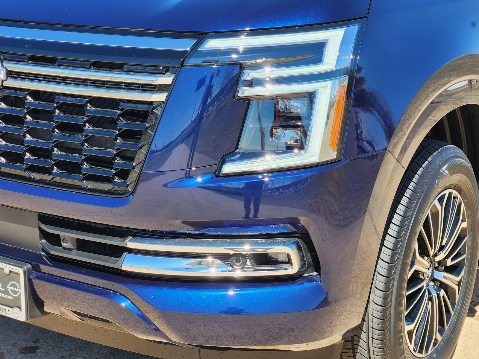 New 2025 Nissan Armada Platinum image 6