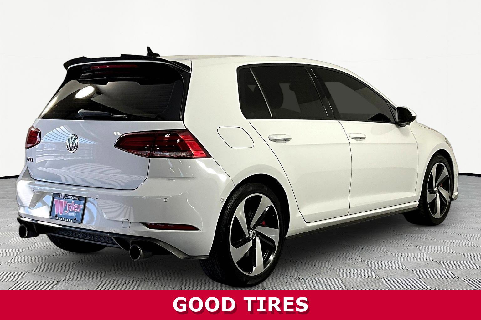Used 2018 Volkswagen GTI Autobahn FWD image 6