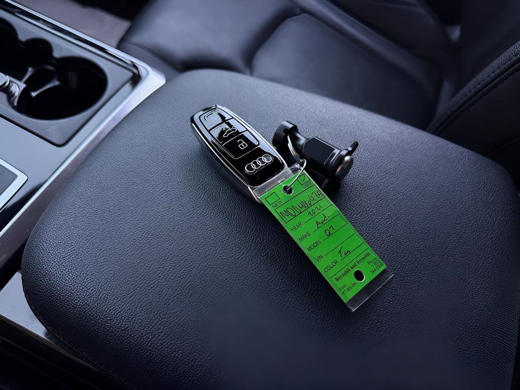 Used 2021 Audi Q7 3.0T Premium Plus w/ Premium Plus Package image 28