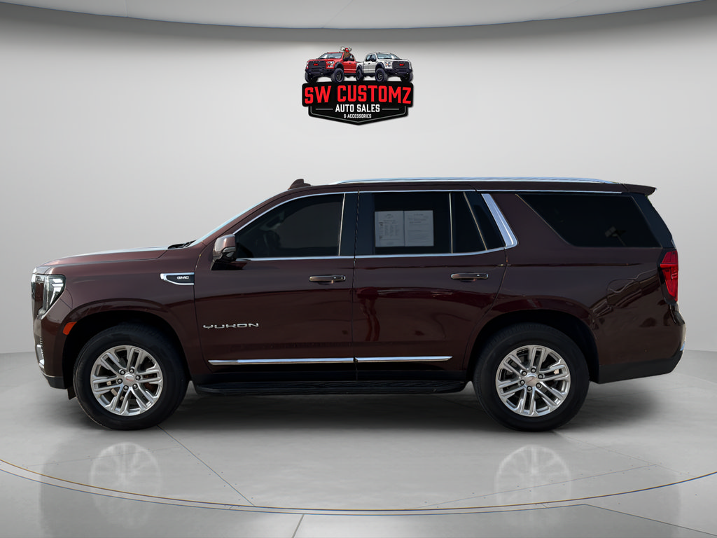Used 2023 GMC Yukon SLT w/ SLT Premium Package AWD/4WD image 4