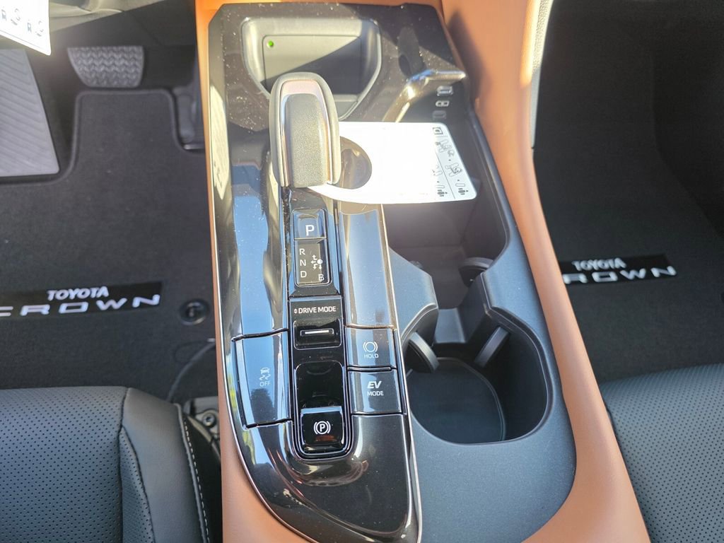 New 2026 Toyota Crown Limited AWD/4WD image 27