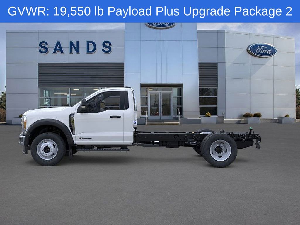 New 2025 Ford F550 4x4 Regular Cab Super Duty image 3
