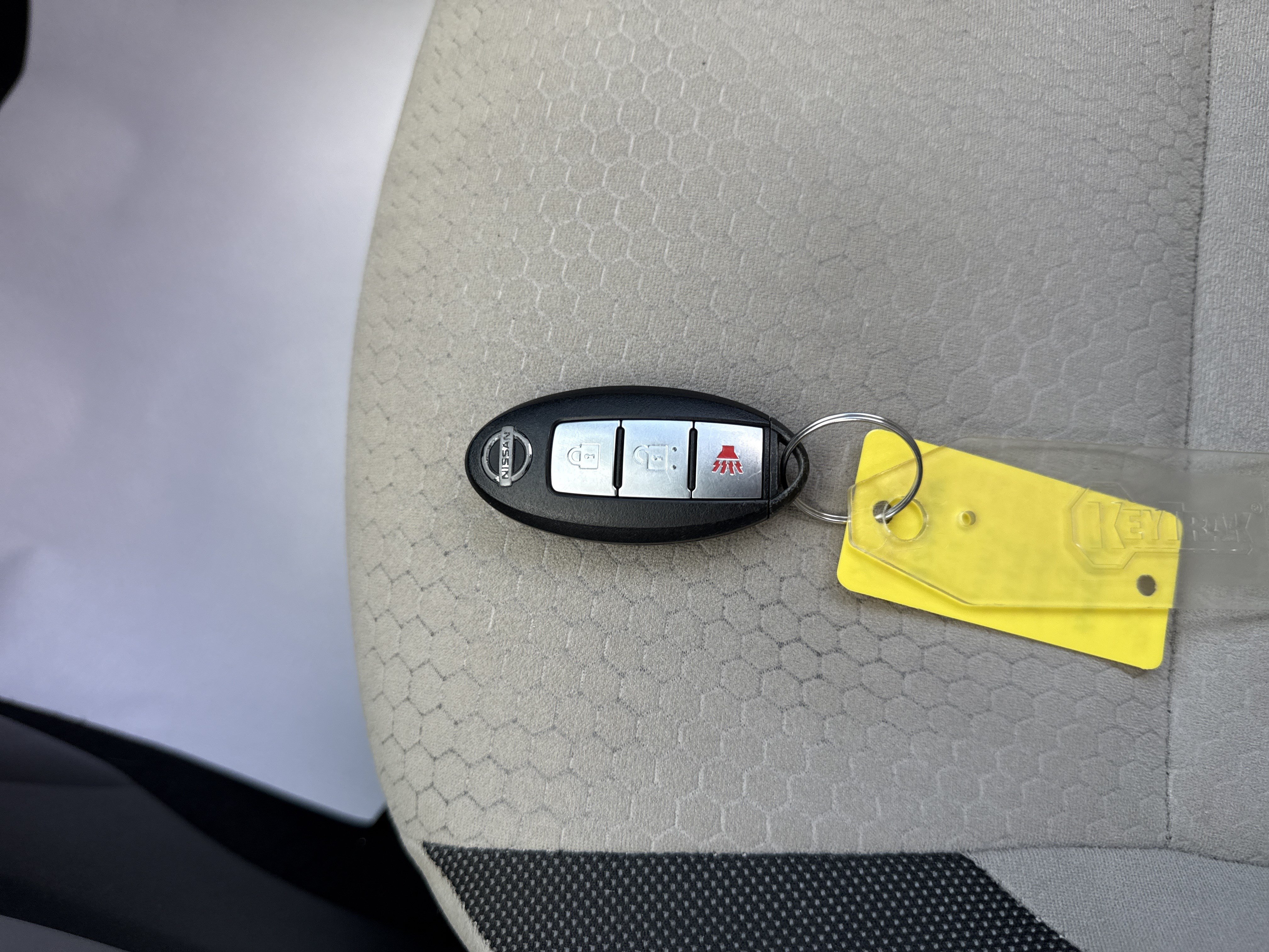 Used 2013 Nissan Juke SV AWD/4WD image 27
