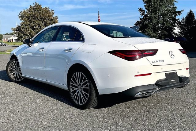 Used 2025 Mercedes-Benz CLA 250 image 3