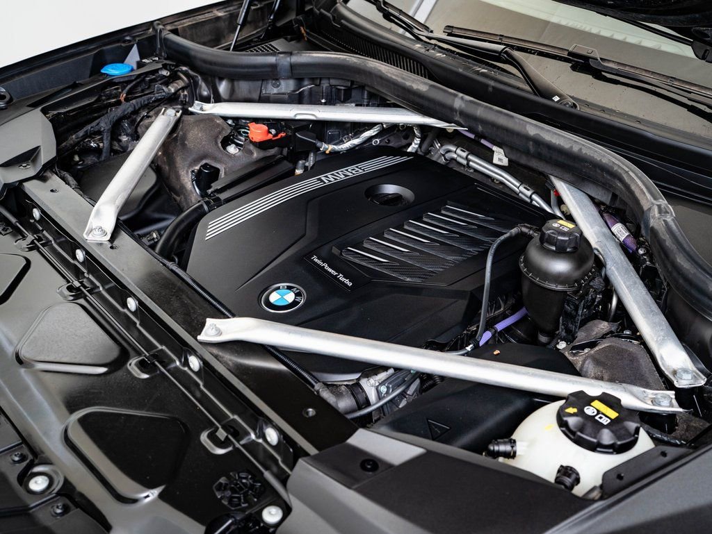 Used 2022 BMW X7 xDrive40i w/ Premium Package AWD/4WD image 37