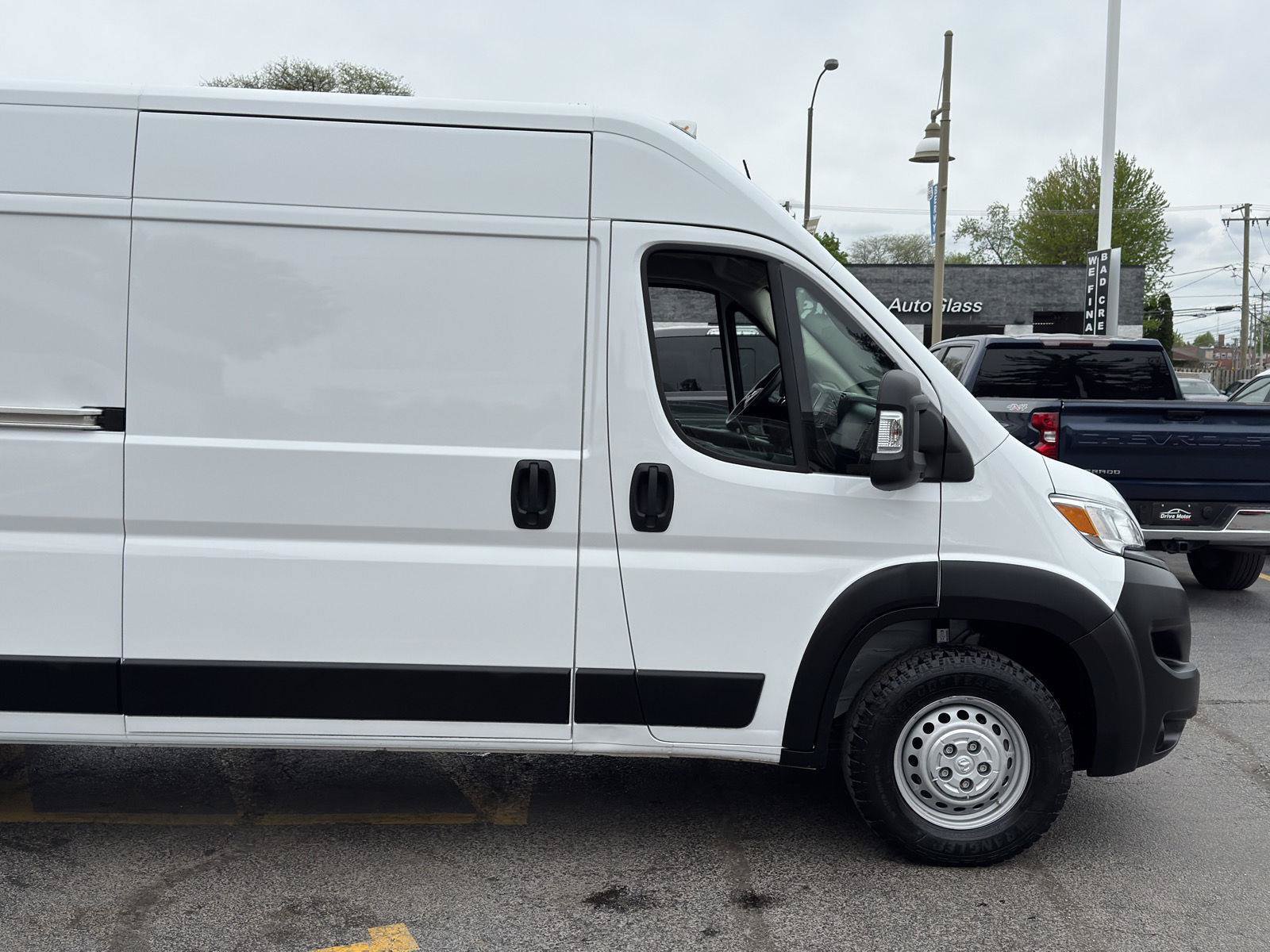 Used 2025 RAM ProMaster 2500 w/ Convenience Group FWD image 16