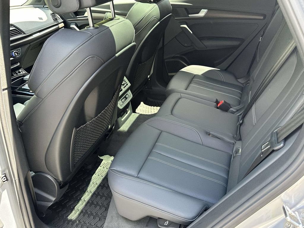 Used 2023 Audi Q5 2.0T Prestige AWD/4WD image 12