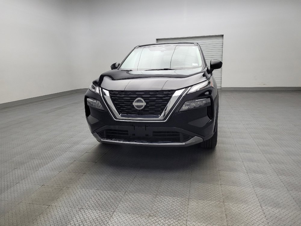 Used 2023 Nissan Rogue S image 15