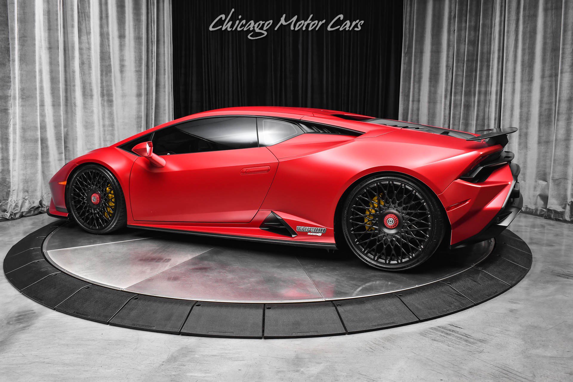 Used 2023 Lamborghini Huracan Tecnica RWD image 3