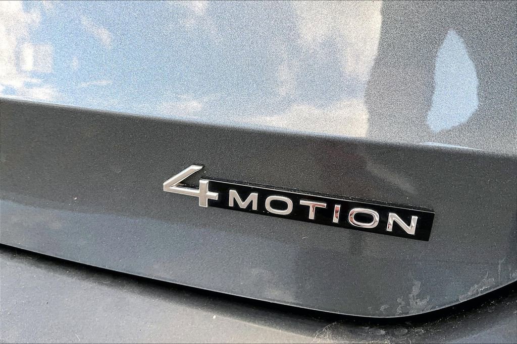 Used 2022 Volkswagen Taos S w/ IQ Drive S Package AWD/4WD image 24