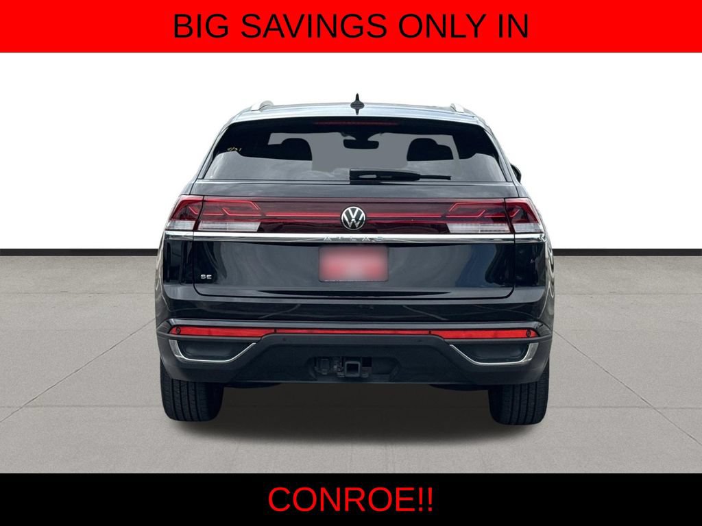 Used 2024 Volkswagen Atlas Cross Sport SE FWD image 6