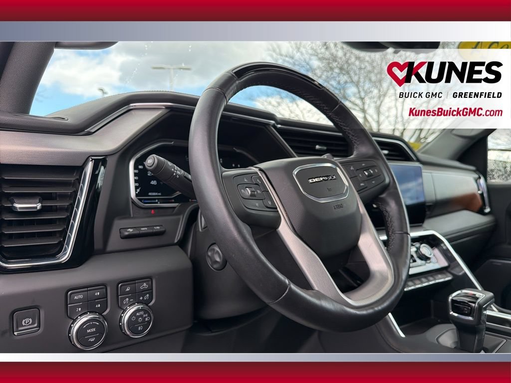 Used 2024 GMC Sierra 1500 Denali w/ Technology Package AWD/4WD image 15
