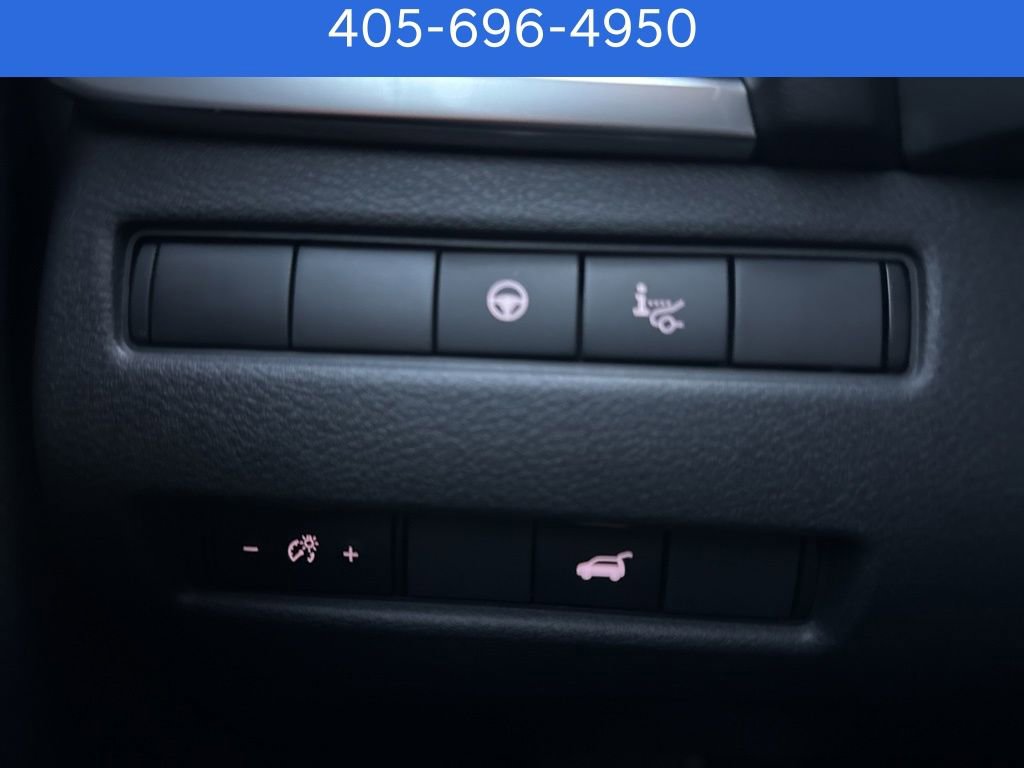 Used 2022 Nissan Rogue Platinum w/ Head-Up Display Package image 34