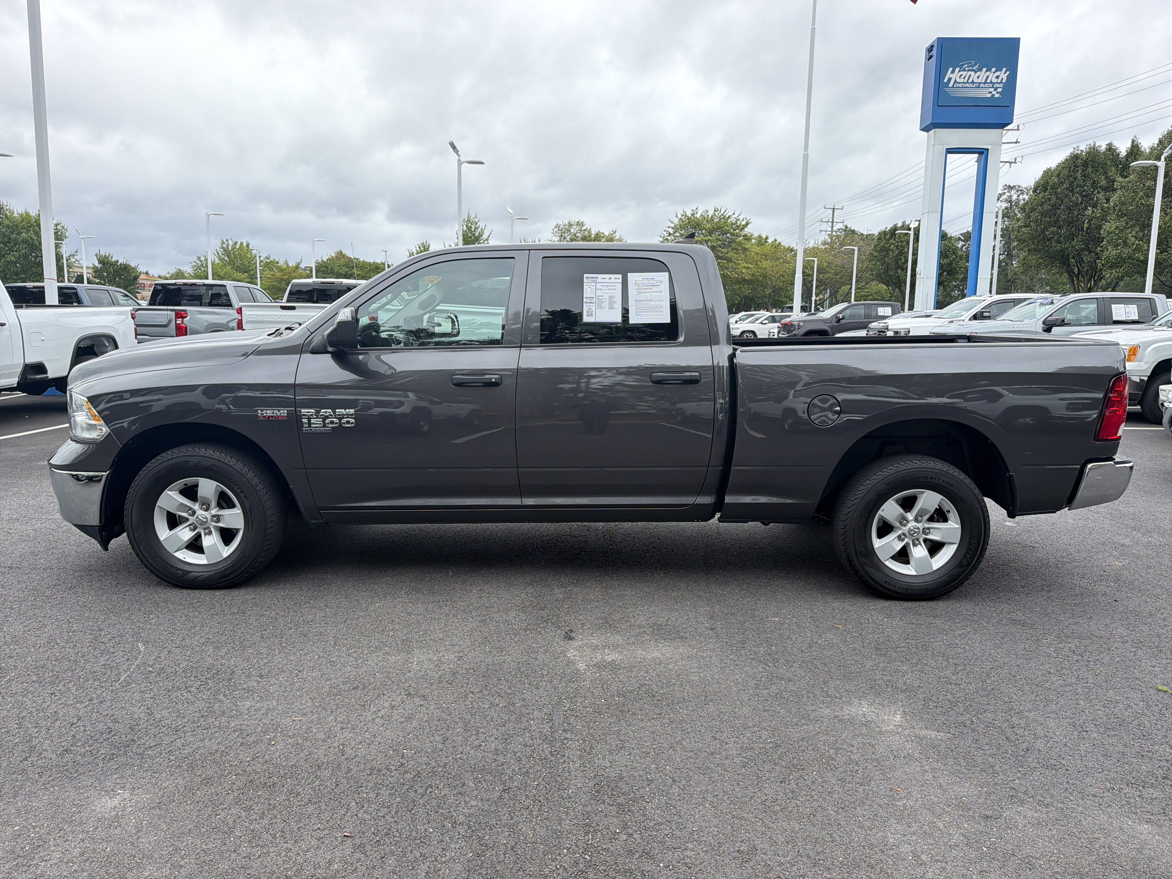 Used 2023 RAM 1500 Classic SLT w/ Trailer & Traction Group AWD/4WD image 7