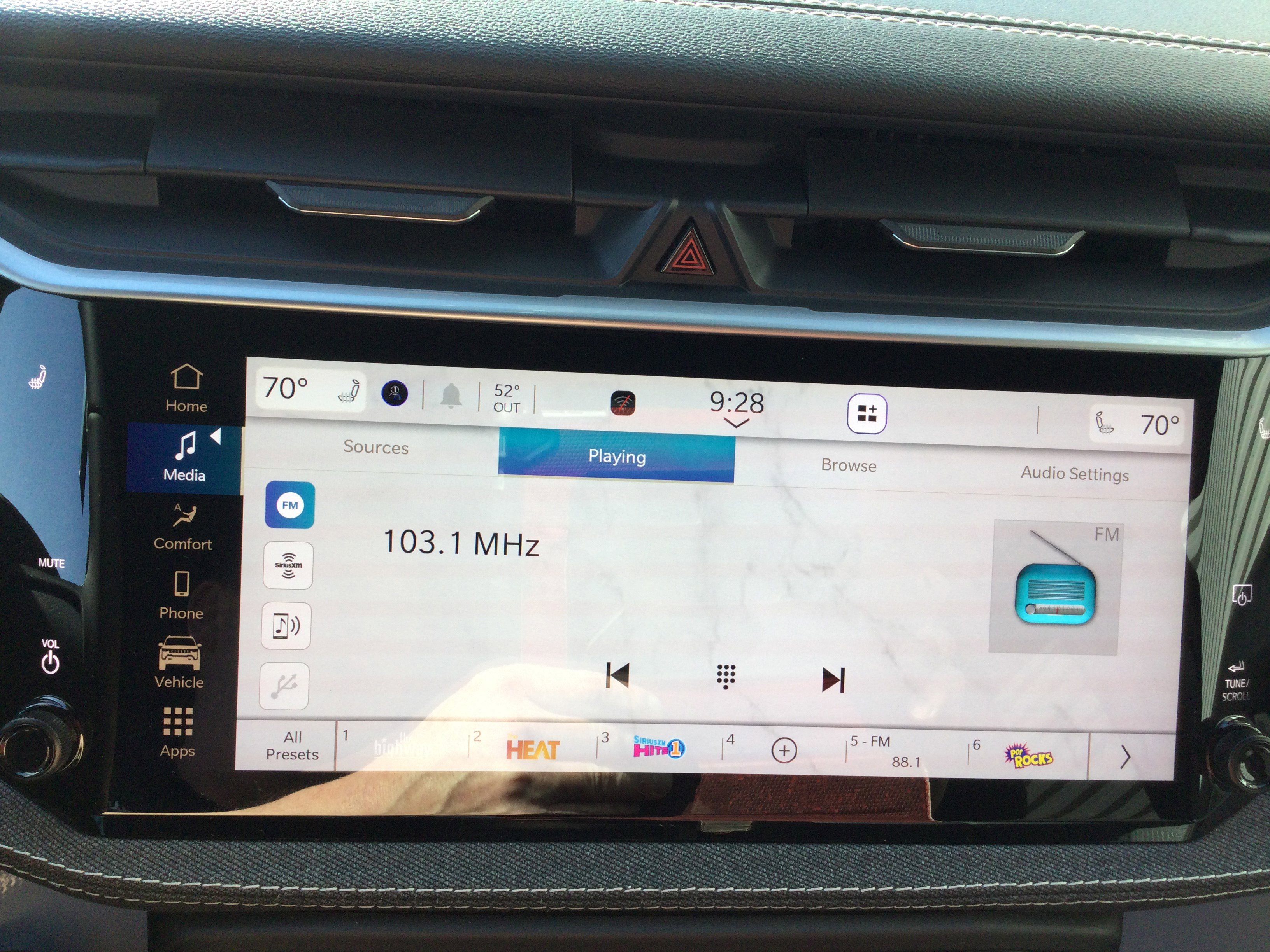 New 2026 Jeep Cherokee Laredo image 10