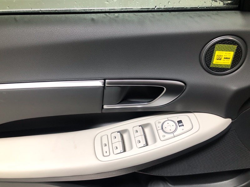 New 2026 Hyundai Sonata SEL FWD image 19