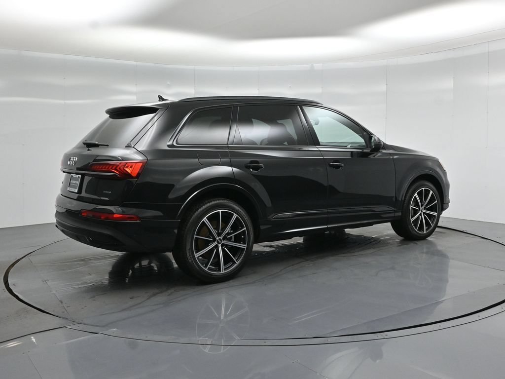 Used 2022 Audi Q7 3.0T Premium Plus w/ Premium Plus Package AWD/4WD image 31