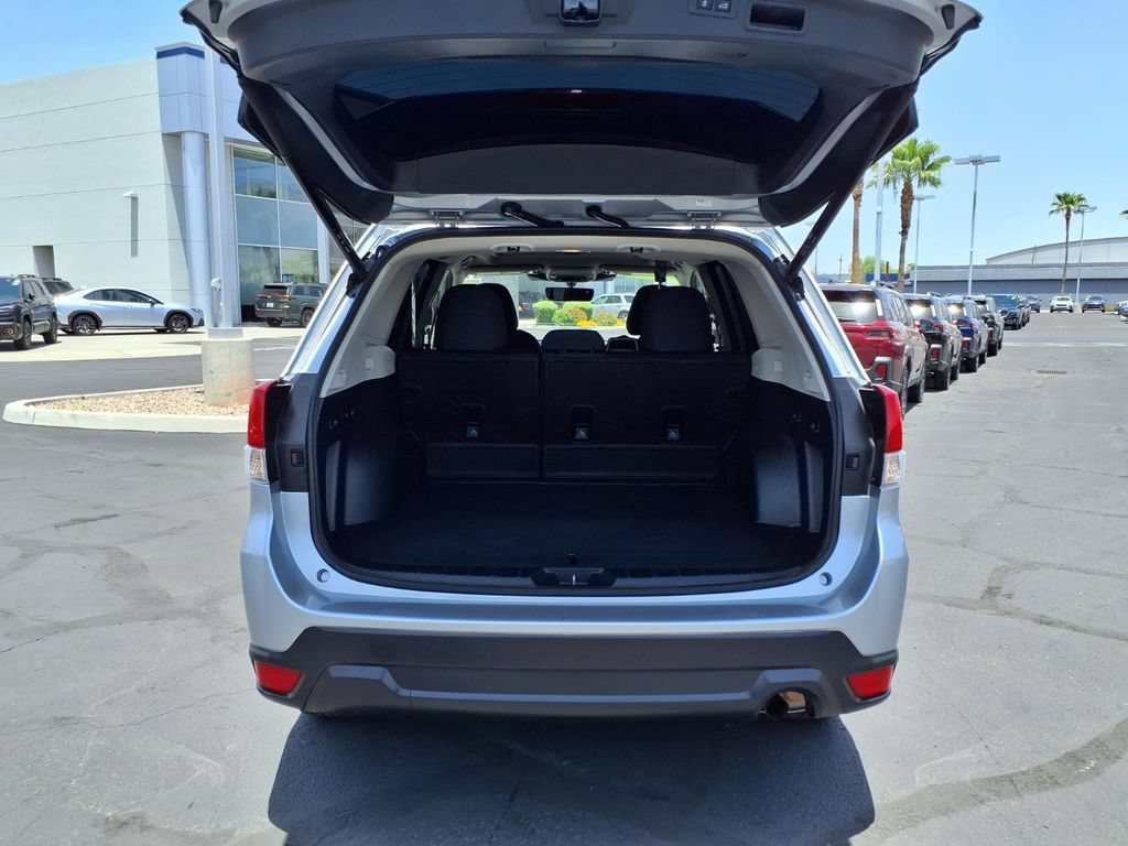 Certified 2023 Subaru Forester Premium AWD/4WD image 14