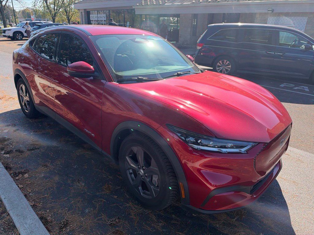 Used 2021 Ford Mustang Mach-E Select AWD/4WD image 4