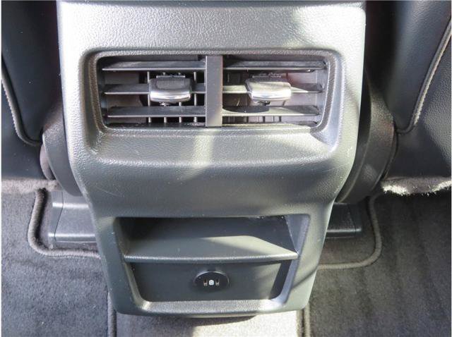 Used 2024 Ford Edge SEL AWD/4WD image 8