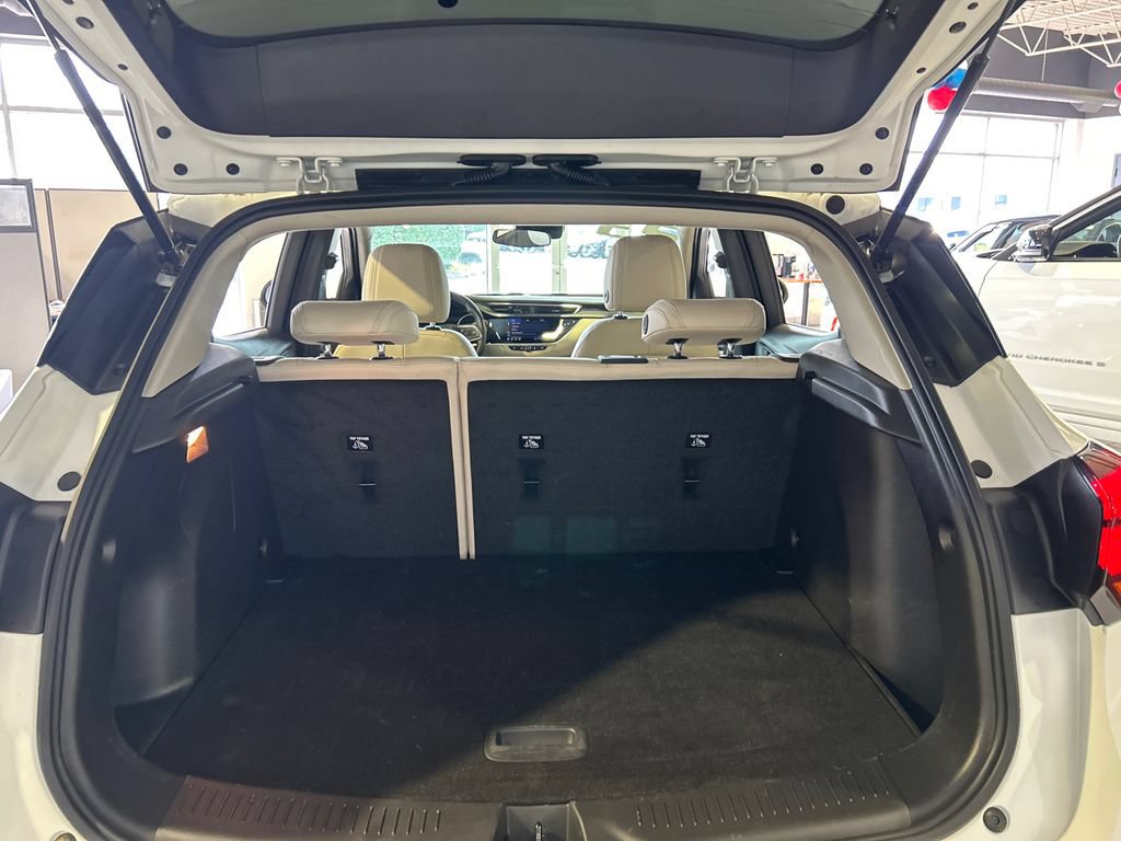 Certified 2023 Buick Encore GX Preferred w/ Cold Weather Comfort Package AWD/4WD image 33