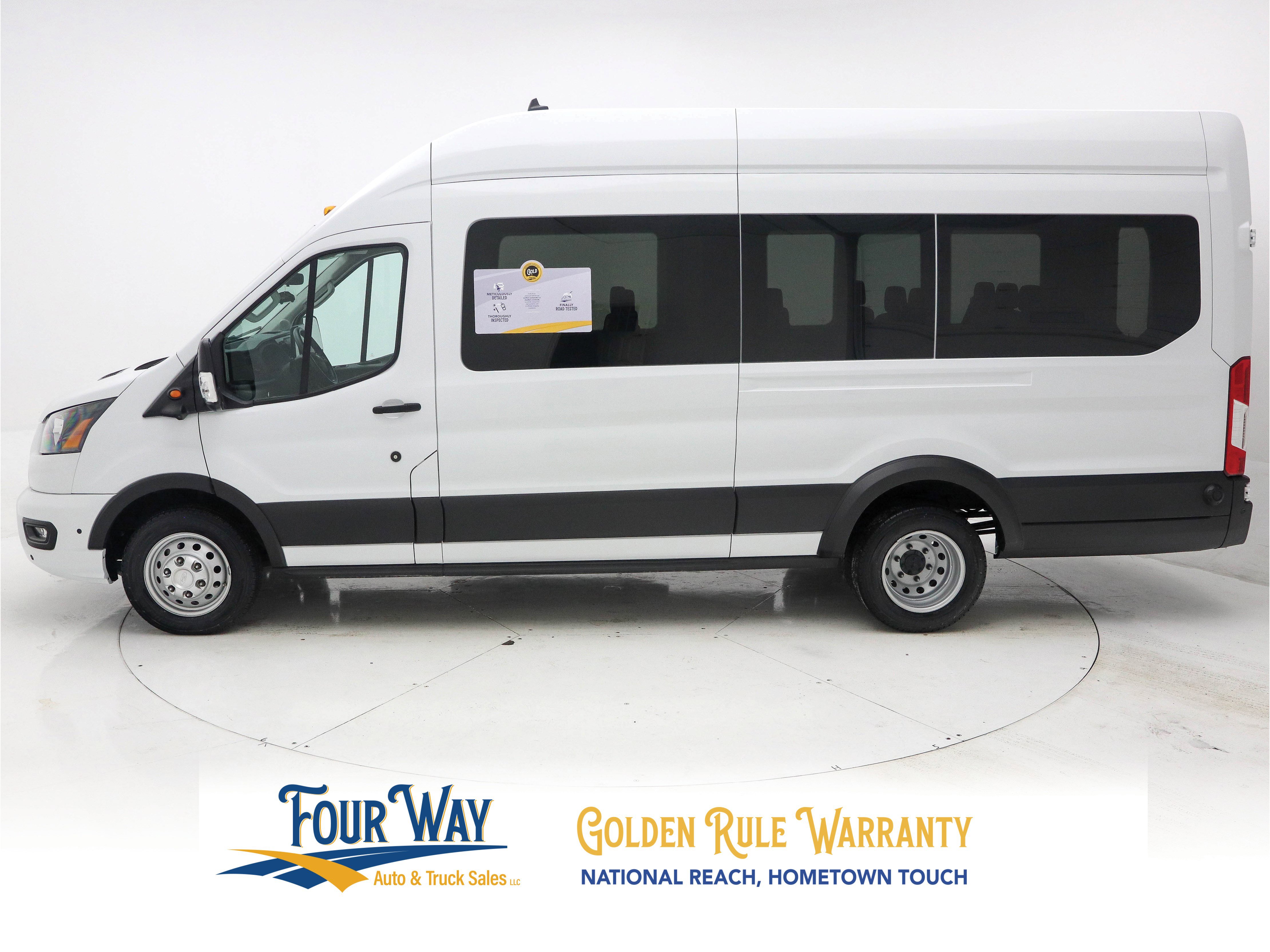 Used 2024 Ford Transit 350 XLT RWD image 7