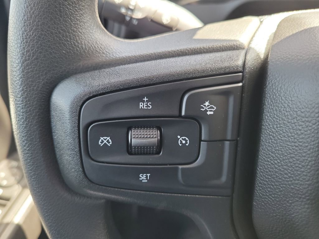 Used 2026 Chevrolet Silverado 1500 Custom image 5