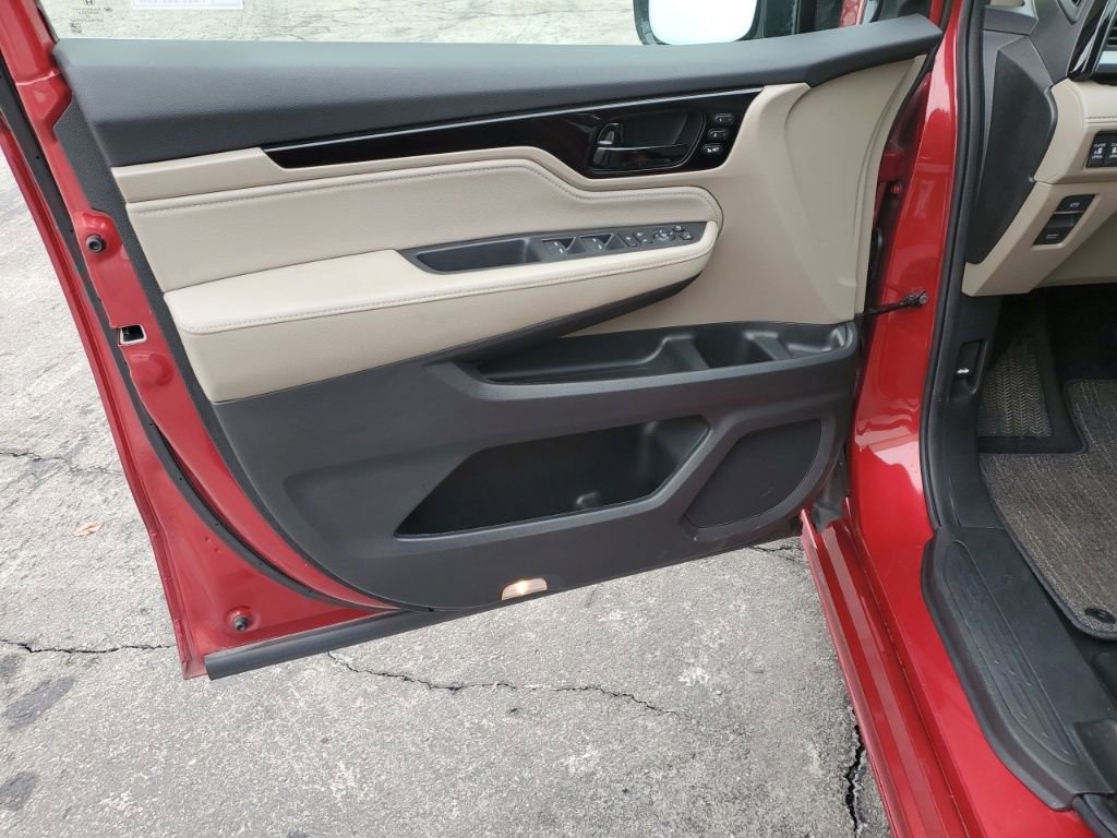 Certified 2024 Honda Odyssey Elite image 12