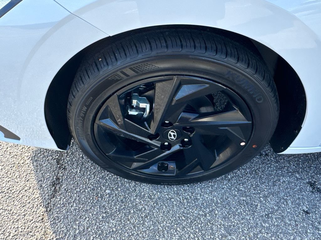 New 2026 Hyundai Elantra Sport image 21