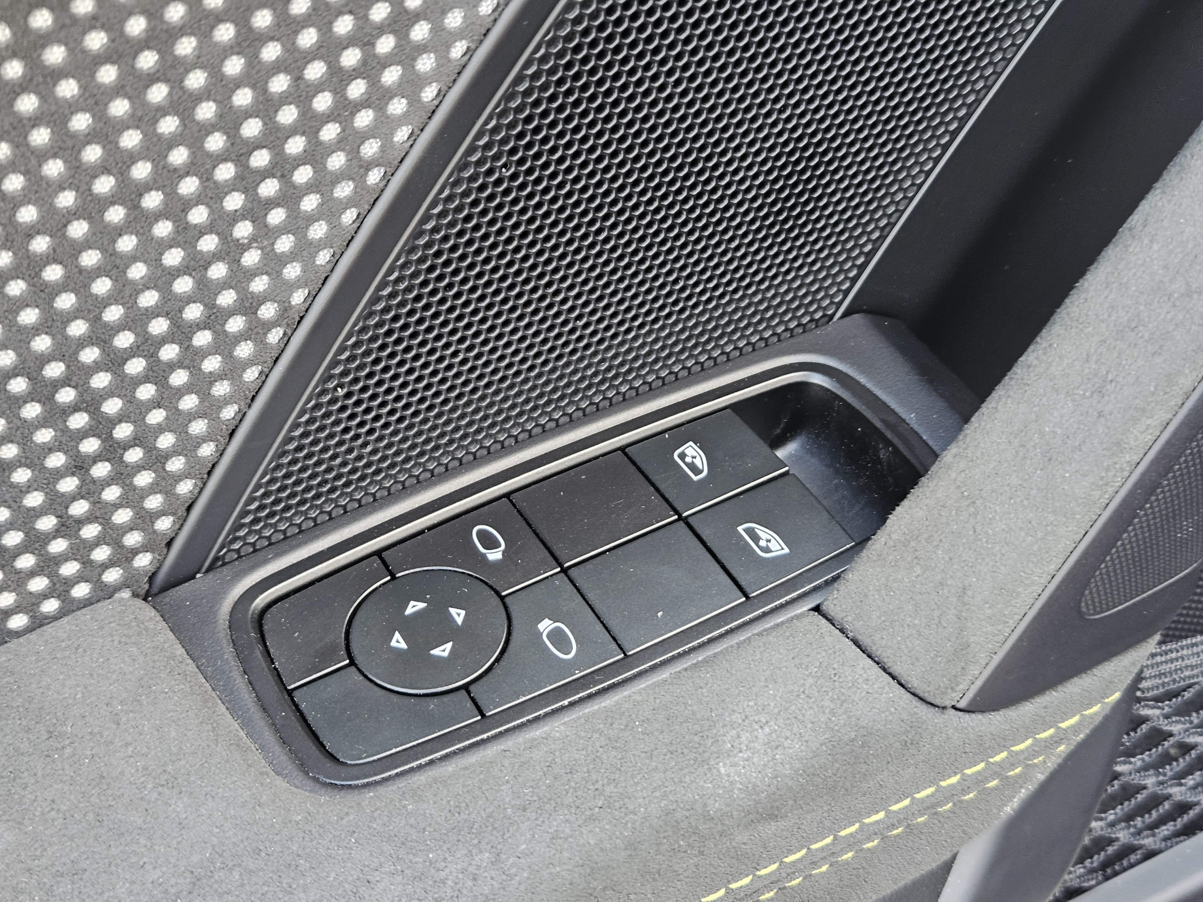 Certified 2025 Porsche 911 GT3 RS RWD image 26