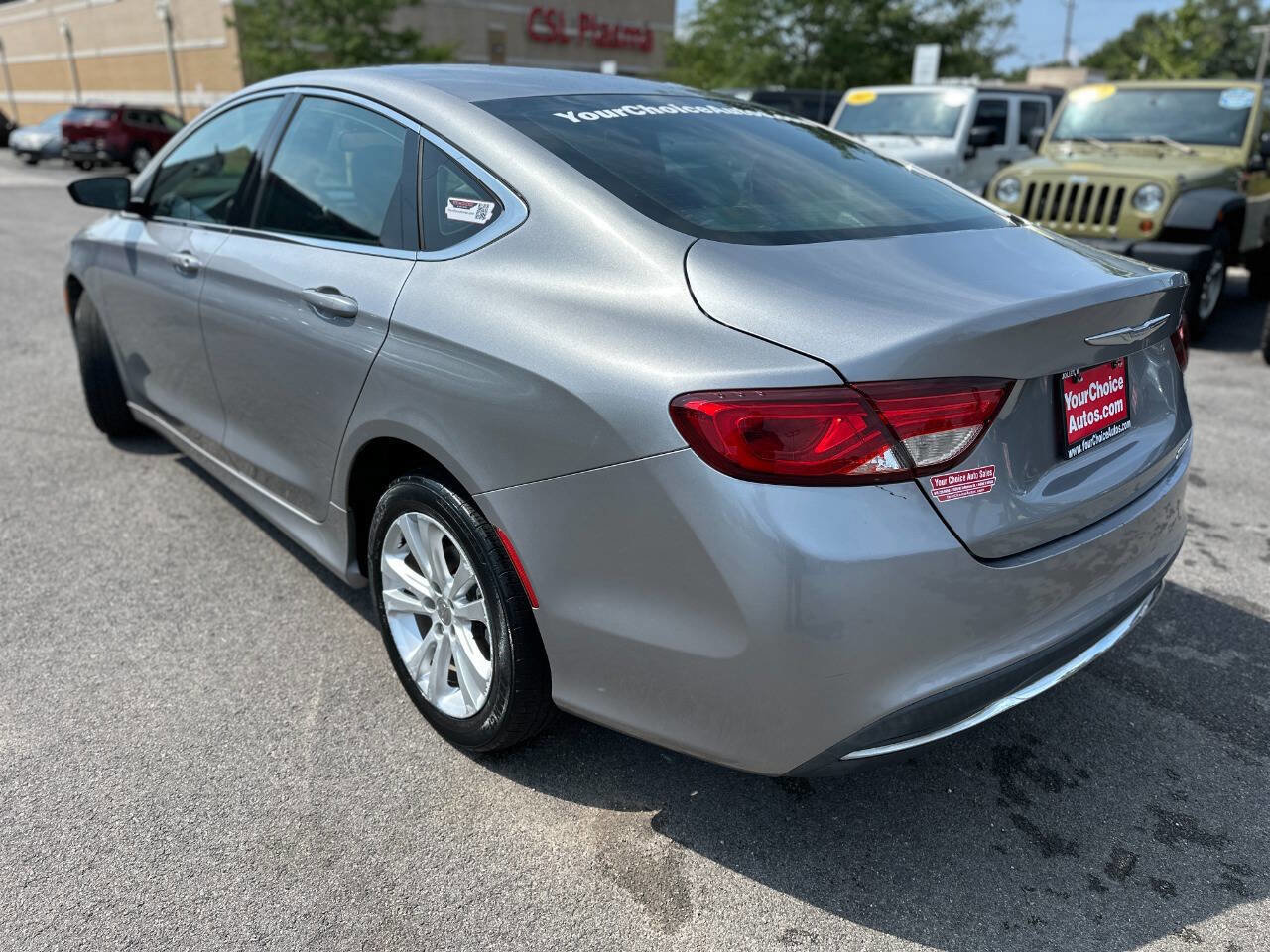 Used 2016 Chrysler 200 Limited image 3