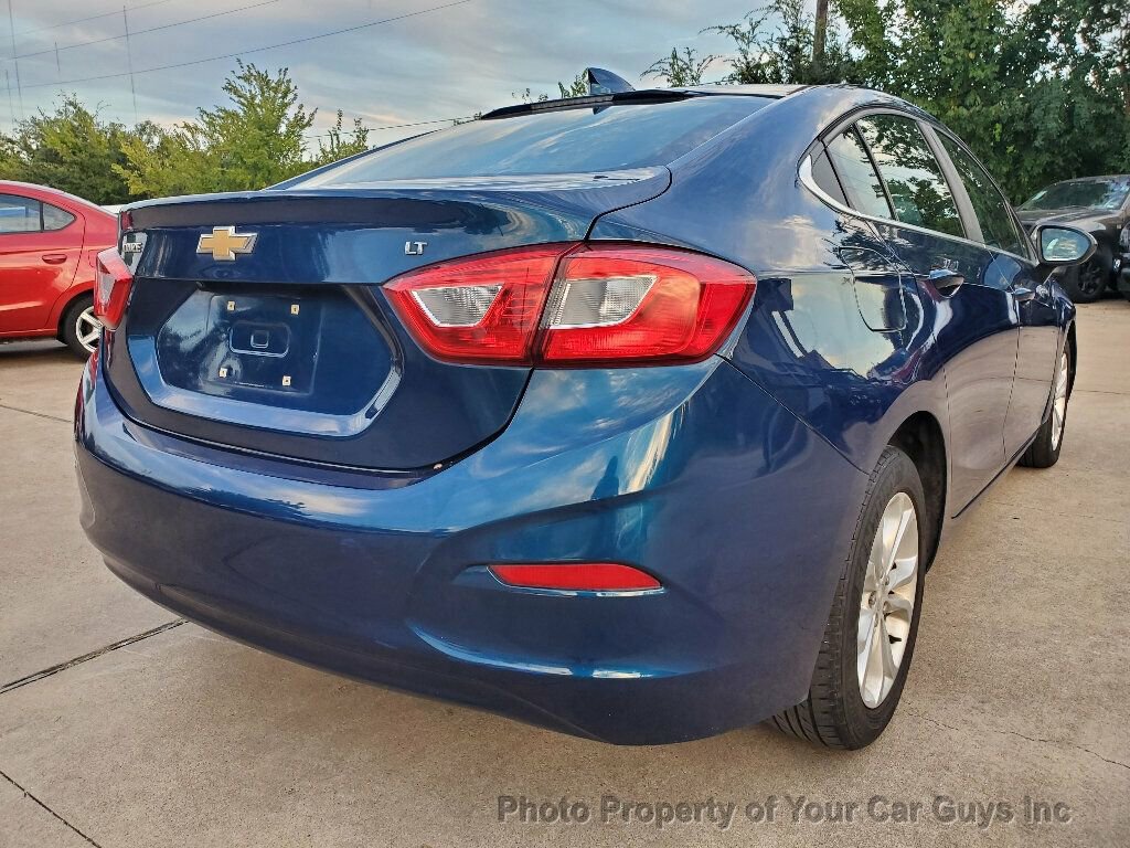 Used 2019 Chevrolet Cruze LT FWD image 15