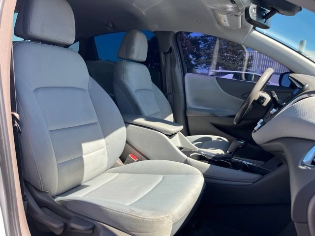 Used 2018 Chevrolet Malibu LT FWD image 13