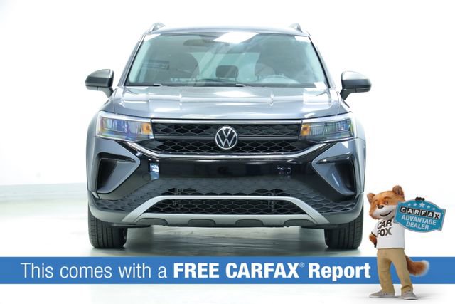 Used 2022 Volkswagen Taos S image 2