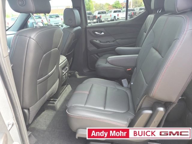 Used 2023 Chevrolet Traverse RS AWD/4WD image 45