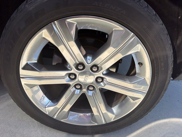 Used 2018 GMC Yukon Denali w/ Denali Ultimate Package AWD/4WD image 11