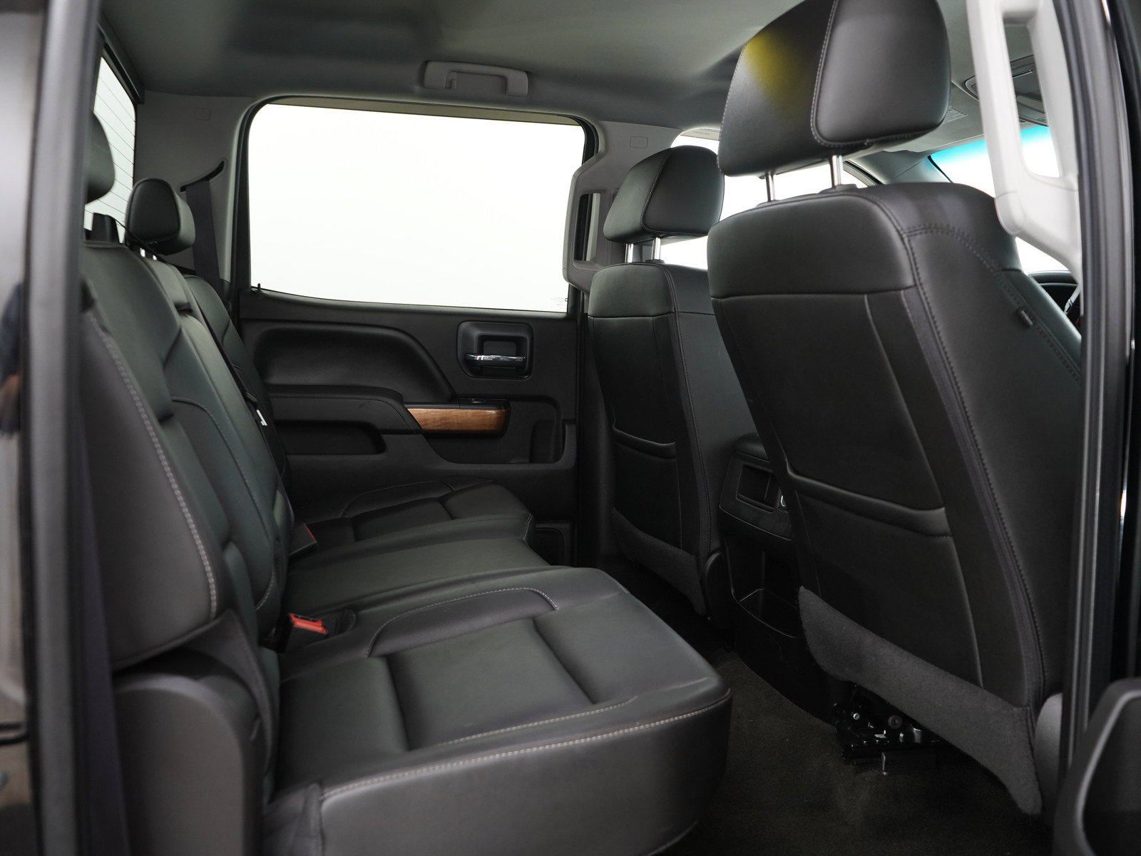 Used 2016 Chevrolet Silverado 2500 LTZ w/ Duramax Plus Package AWD/4WD image 14