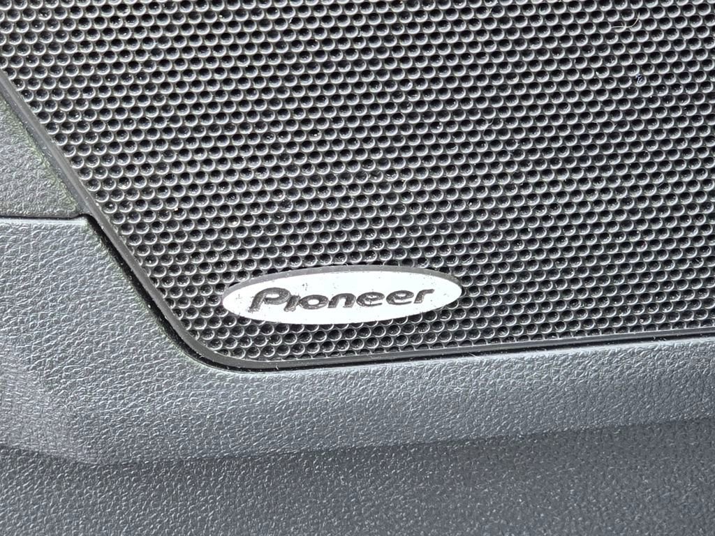 Used 2017 Chevrolet Equinox LT w/ Convenience Package image 55