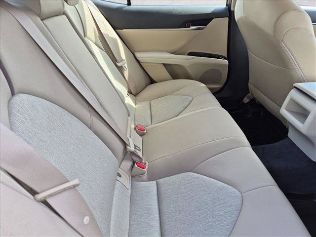 Used 2018 Toyota Camry LE FWD image 22