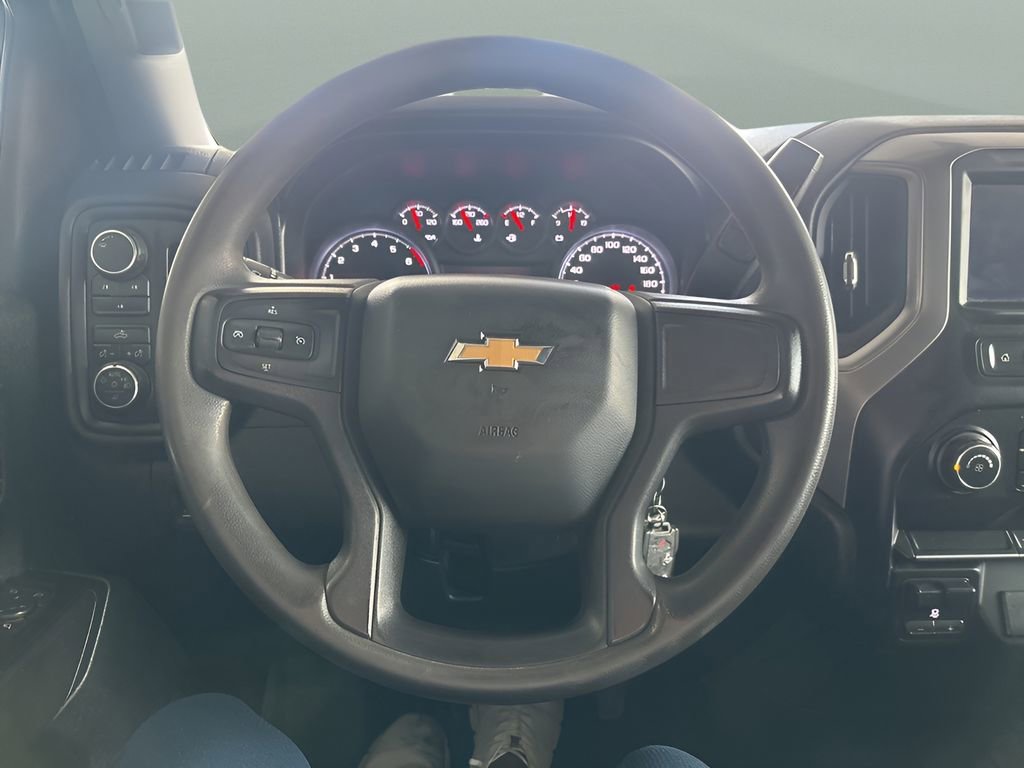 Used 2020 Chevrolet Silverado 2500 Custom w/ Custom Value Package image 12