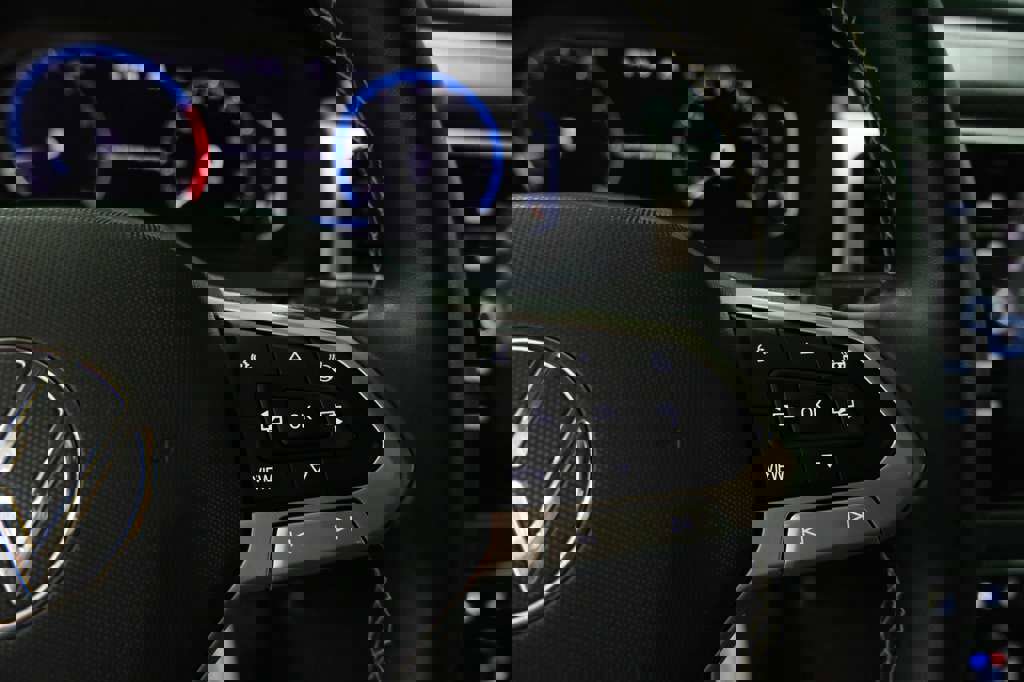 Used 2021 Volkswagen Atlas SEL Premium image 42