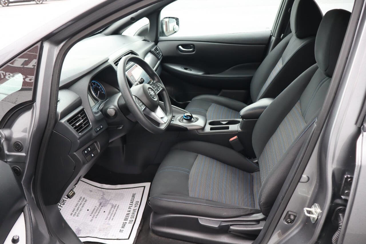 Used 2022 Nissan Leaf S FWD image 6
