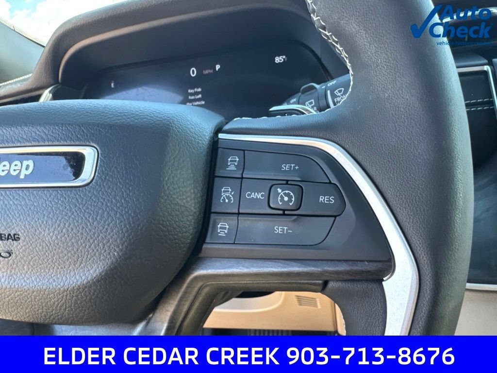 Used 2024 Jeep Grand Cherokee Limited w/ Luxury Tech Group II AWD/4WD image 17
